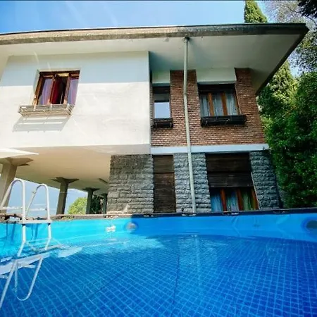 Varenna Wonders, With Pool For 14 Guests ペルレード