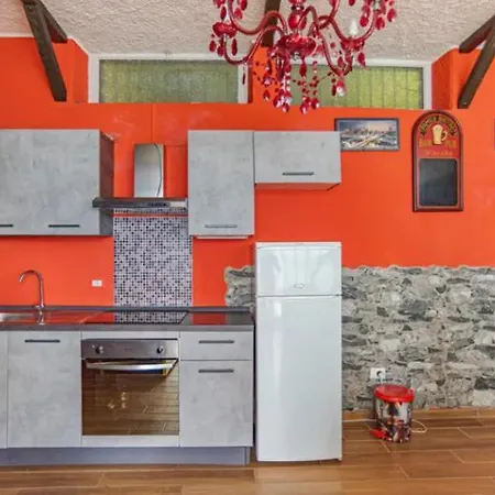 Varenna Wonders, With Pool For 14 Guests * Perledo