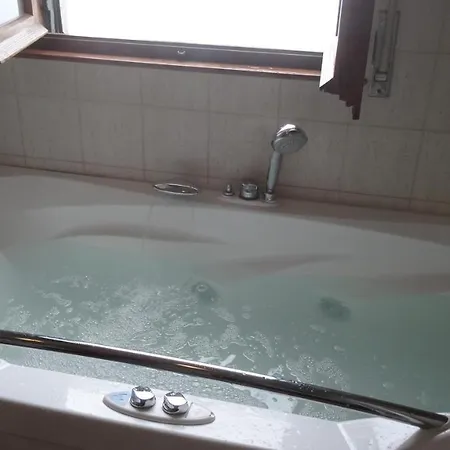 Villa Varenna Wonders, With Pool For 14 Guests Perledo