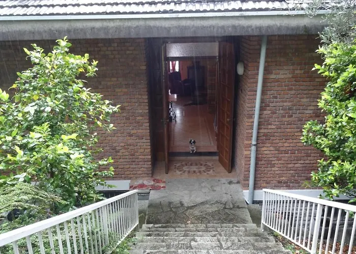 Varenna Wonders, With Pool For 14 Guests וילה