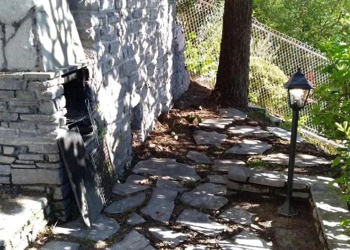 Varenna Wonders, Con Barbecue E Piscina Comoda Per 13 Ospiti * Perledo
