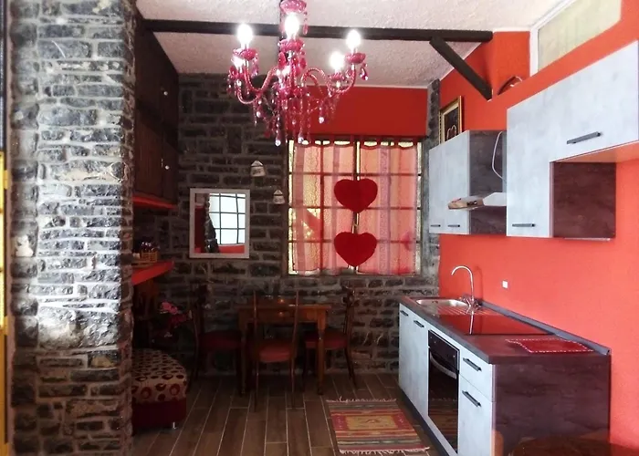 Villa Varenna Wonders, Con Barbecue E Piscina Comoda Per 13 Ospiti *