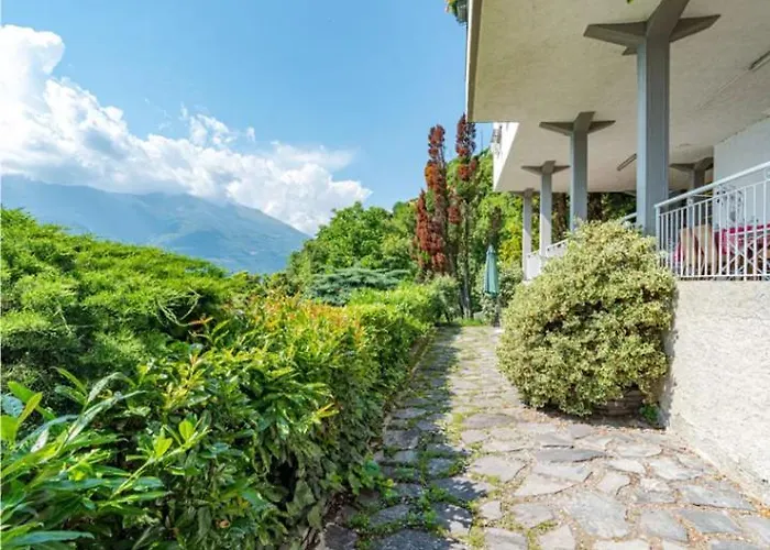 Varenna Wonders, Con Barbecue E Piscina Comoda Per 13 Ospiti