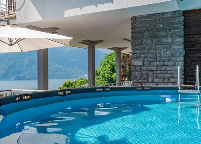 Varenna Wonders, Con Barbecue E Piscina Comoda Per 13 Ospiti