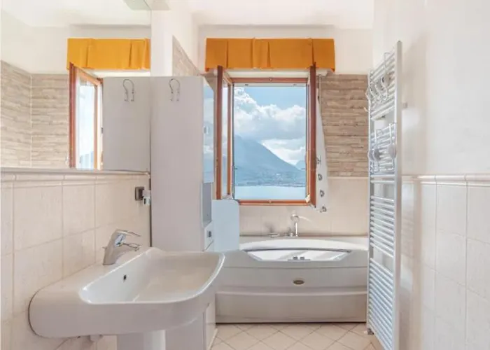 Villa Varenna Wonders, Con Barbecue E Piscina Comoda Per 13 Ospiti *
