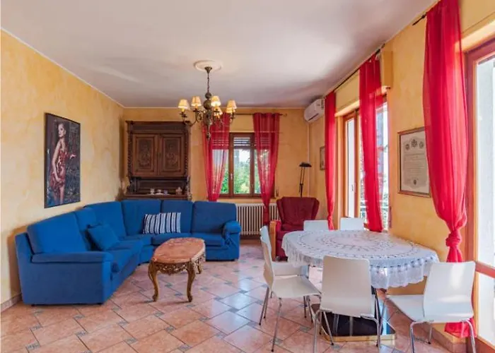 Varenna Wonders, Con Barbecue E Piscina Comoda Per 13 Ospiti